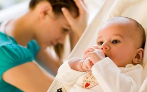 Материнская депрессия и двуязычные семьи могут повлиять на развитие речи ребенка