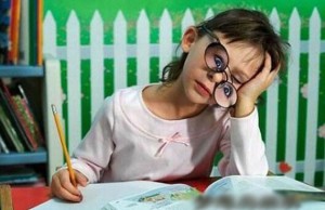 Сонливость на уроках может быть связана с проблемами в обучении